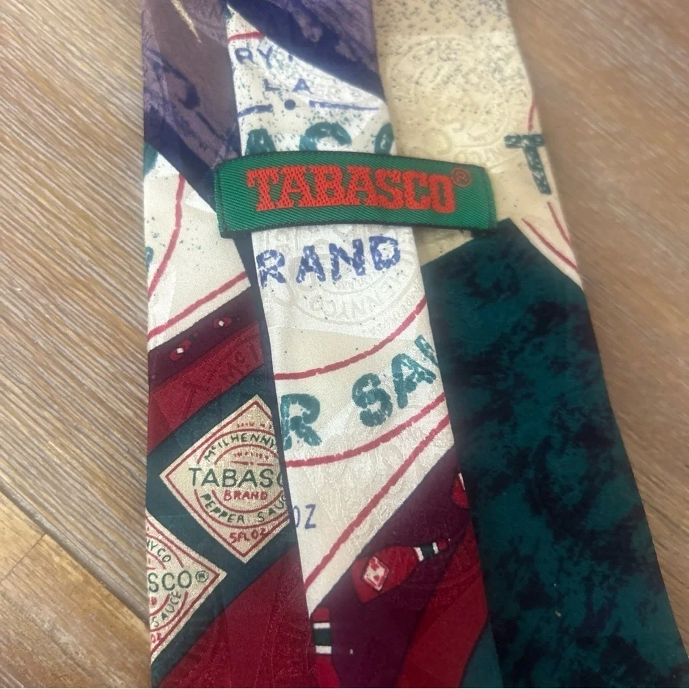 TABASCO HOT SAUCE SILK NECKTIE -  PEPPER SAUCE PATTERN 100% Silk